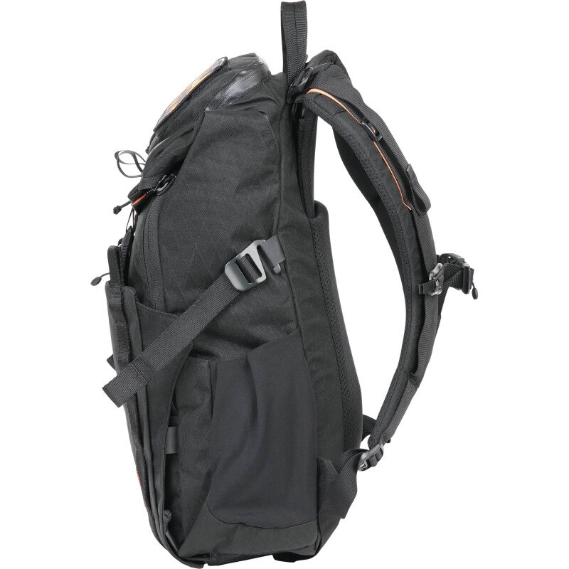 The Spartan - Black (Profile)